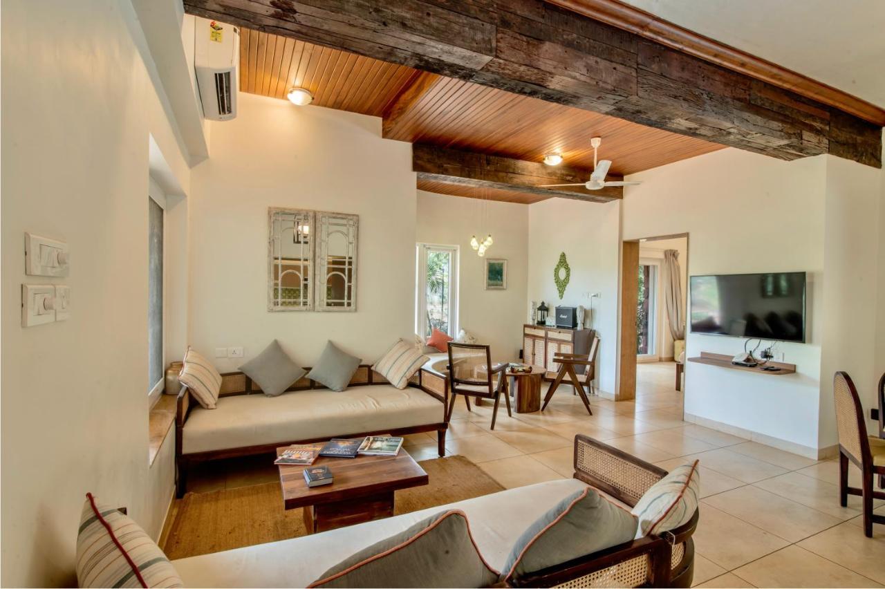 Saffronstays Boulevard Rockhouse - Pool Villa With Amazing Nature Views Lonavala Exterior photo